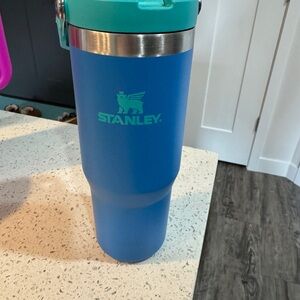 Stanley 30oz Water Bottle